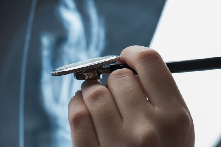 みなとみらい発都市型ウェルネス安心感と多様性で支える内科医療の最前線